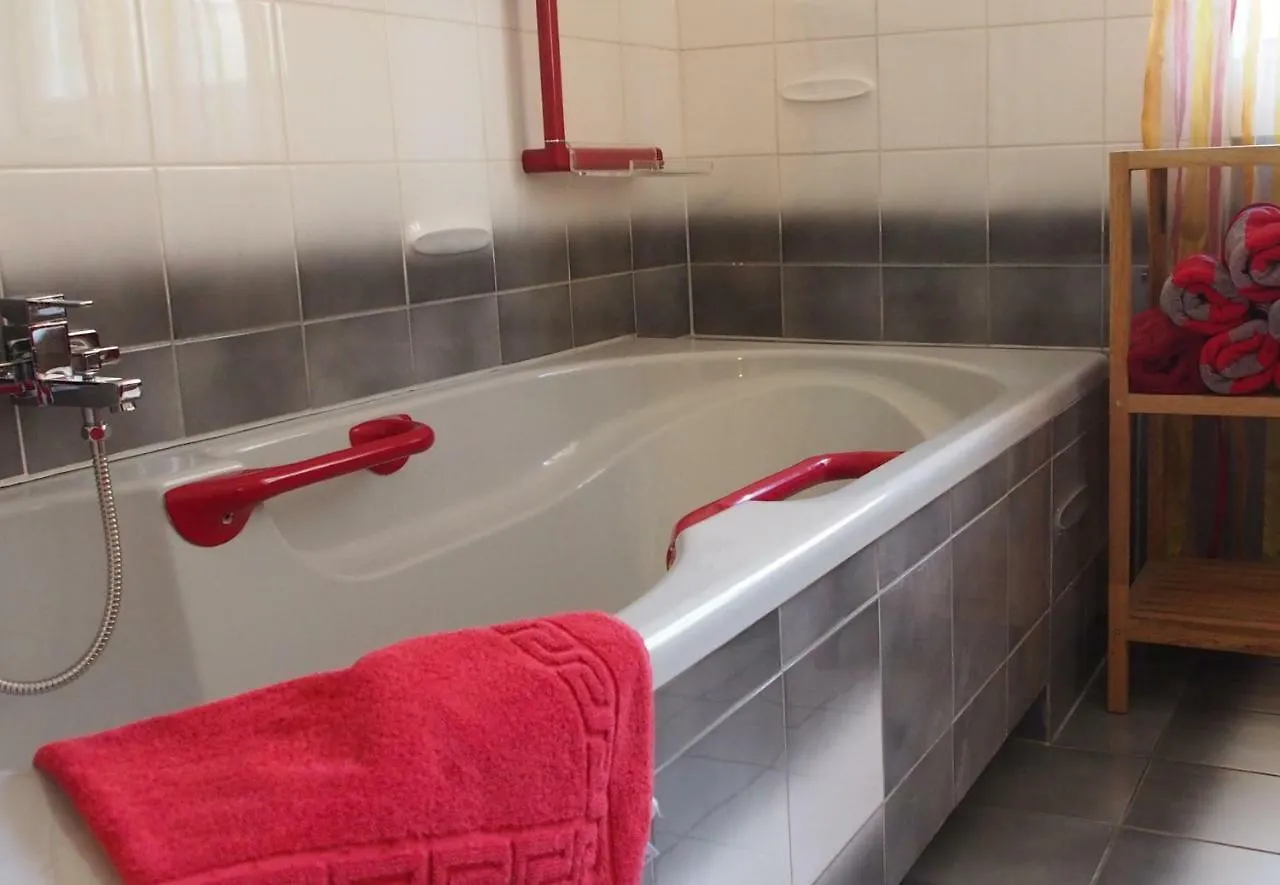 Ferienwohnung Meintzinger Frickenhausen am Main 0*,